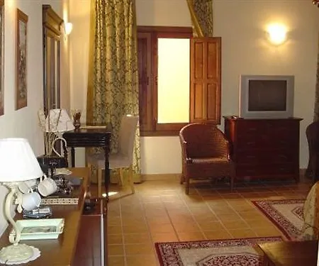 فندق Rural El Castillo 3*